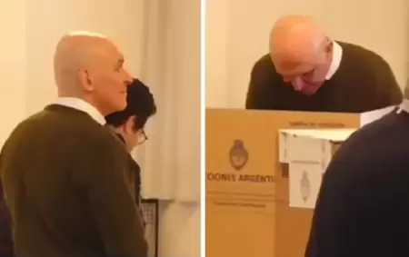 Jos Luis Espert votando