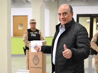 Guillermo Francos vot y gan.