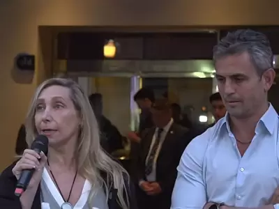 Karina Milei junto a Martn Menem desde el bnker de La Libertad Avanza.