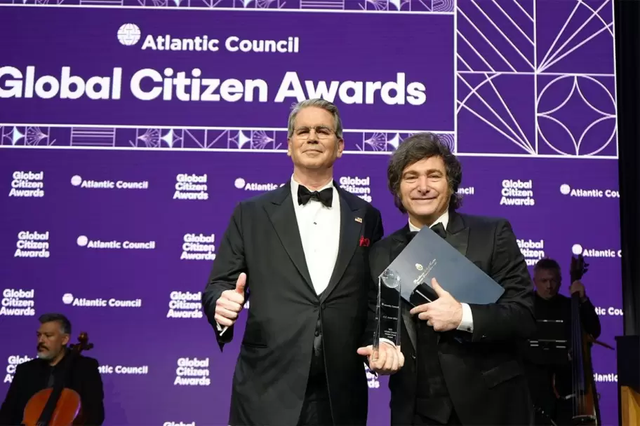 Scott Bessent y Javier Milei