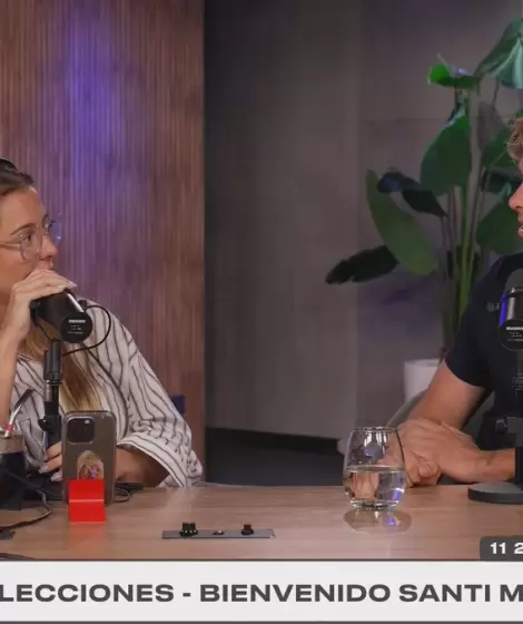 Santiago Maratea con Nati Jota en Olga