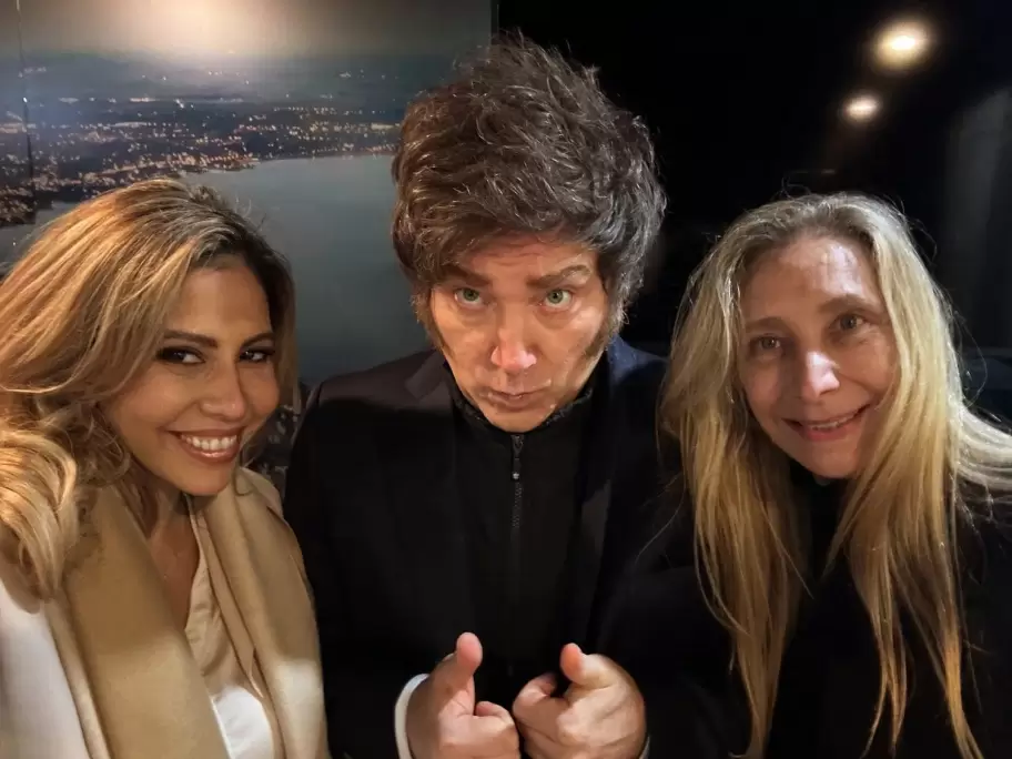 Romina Diez, Javier y Karina Milei