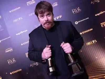 Migue Granados pag su propio Martn Fierro?