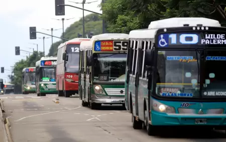 Noviembre llega con aumentos en los colectivos tambin