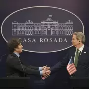 La sombra de Bessent: sospechas de injerencia financiera y operaciones opacas del Tesoro estadounidense sobre el peso argentino