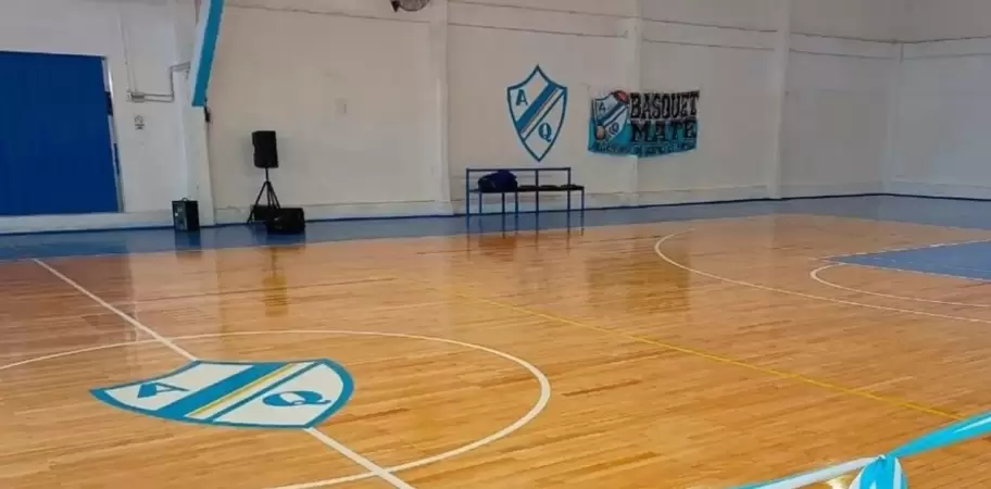 Un nio de ocho aos sufri muerte cerebral tras caerle un arco de handball durante un entrenamiento