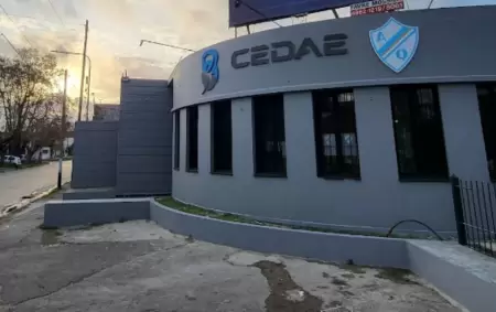 Un nio de ocho aos sufri muerte cerebral tras caerle un arco de handball durante un entrenamiento