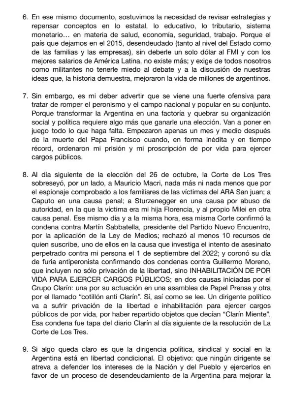 Cristina le escribió a la militancia una carta desde su prisión domiciliaria