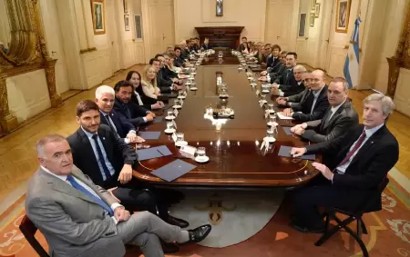 Reuni�n con 20 gobernadores y exclusiones pol�ticas en la Casa Rosada