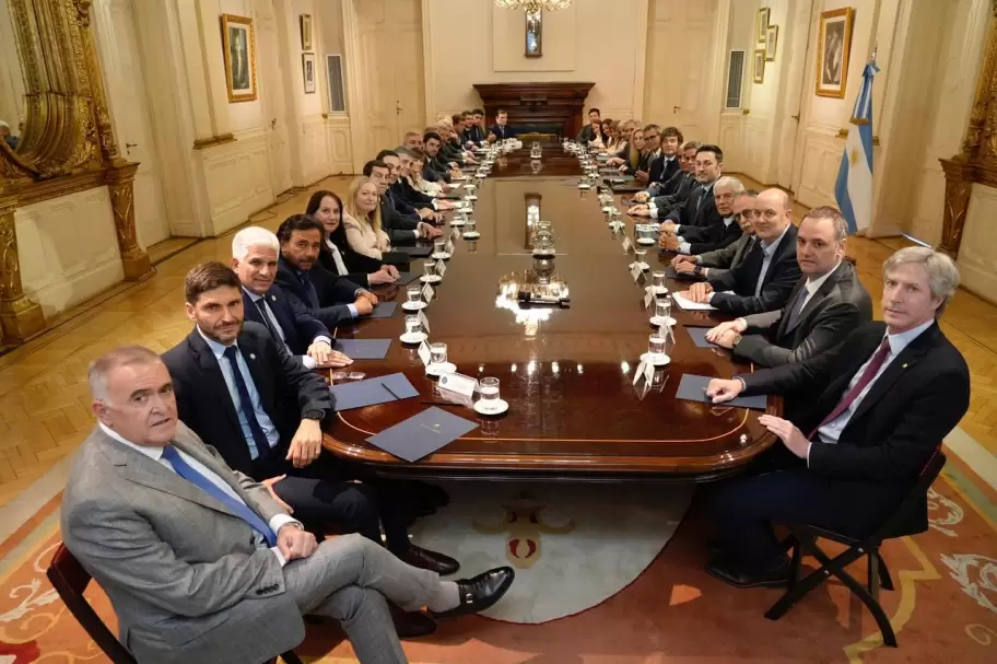 Reunión con 20 gobernadores y exclusiones políticas en la Casa Rosada