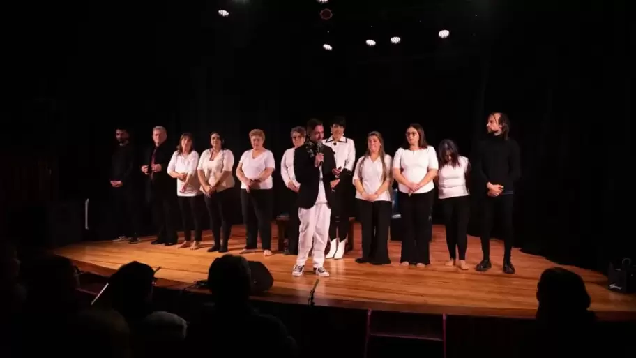 Wosh Machín: "El teatro es una forma de sanar, de prevenir y de devolverle la esperanza a la gente"