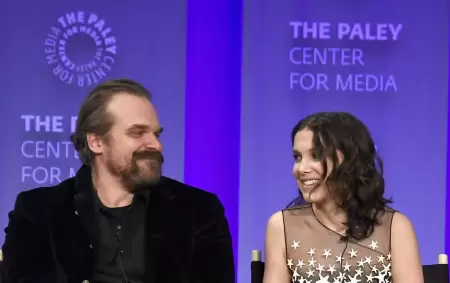 Millie Bobby Brown denunci a David Harbour por acoso antes del rodaje final de Stranger Things