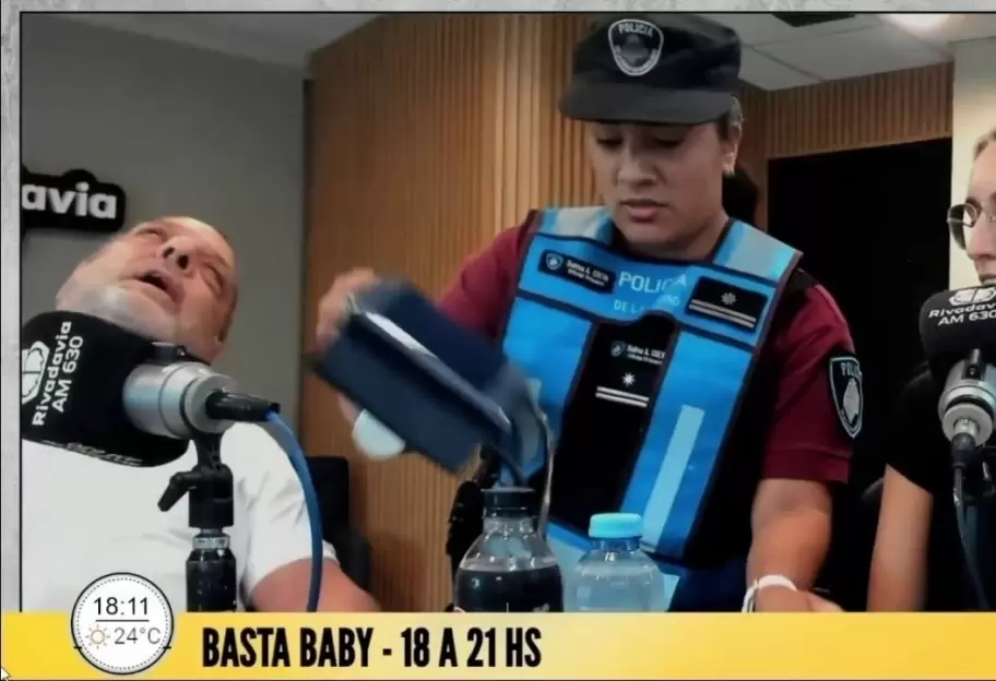 Captura de pantalla del momento en el que le toman la presión a Baby Etchecopar