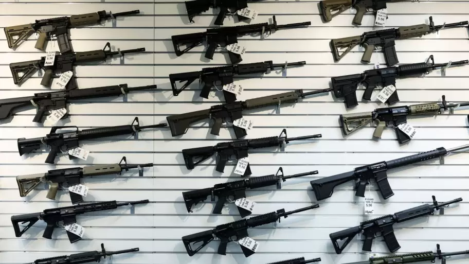 El Gobierno oficializó un nuevo régimen que permite a usuarios civiles acceder a fusiles semiautomáticos de calibre militar.