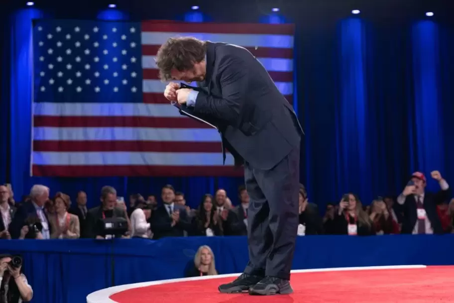 Javier Milei se somete una vez ms a Estados Unidos