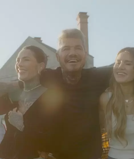 Celos, caballos y amenazas: el reality real de los Tinelli