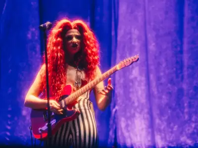 Marilina Bertoldi present Para quin Trabajas en el Malvinas