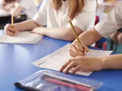 Milei desregula las cuotas de los colegios privados