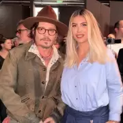 El beso de Wanda Nara a Johnny Depp que dej en ridculo a Mauro Icardi