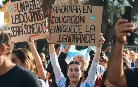 Ahorrar en educacin enriquece la ignorancia