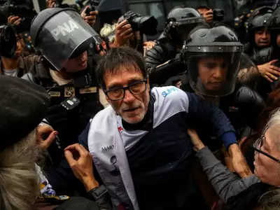 Padre Paco en una manifestacin