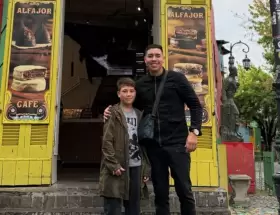 Alejandro y Danilo, apodado "Choclo"