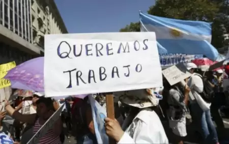 Las pymes, las m�s afectadas; las grandes, las que m�s empleo destruyeron