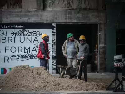 Cierre masivo de empresas: casi 30 por da