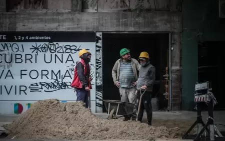 Cierre masivo de empresas: casi 30 por da