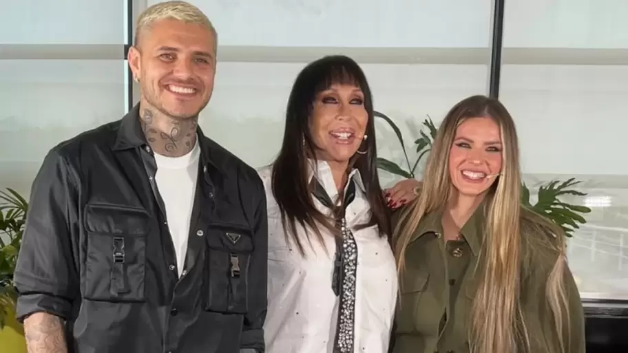 Moria Casán entrevistó a la China Suárez bajo la atenta mirada de Mauro Icardi
