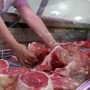 Carne por las nubes y salarios por el piso: nuevos aumentos, excusas viejas y un consumo que resiste a fuerza de necesidad
