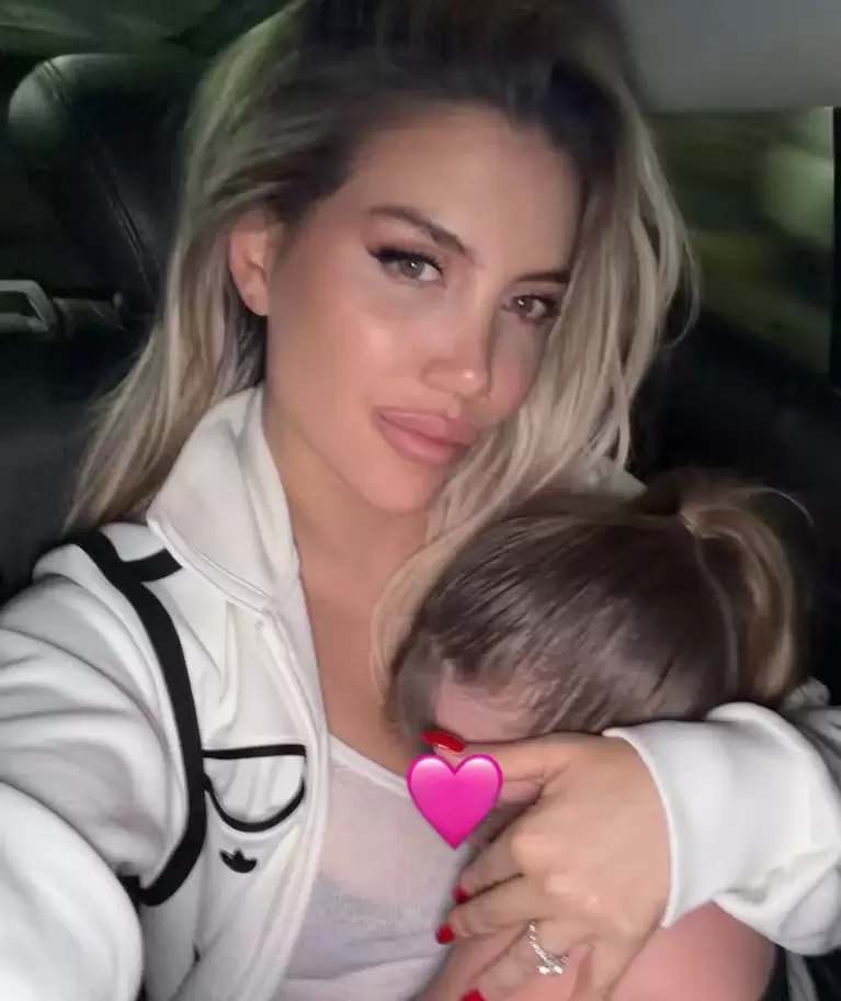 Wanda Nara compartió que ya está con sus hijas nuevamente