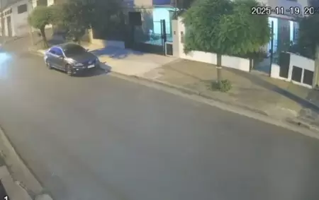 Una mujer muri y su pareja est grave tras ser embestidos por delincuentes que huan en autos robados