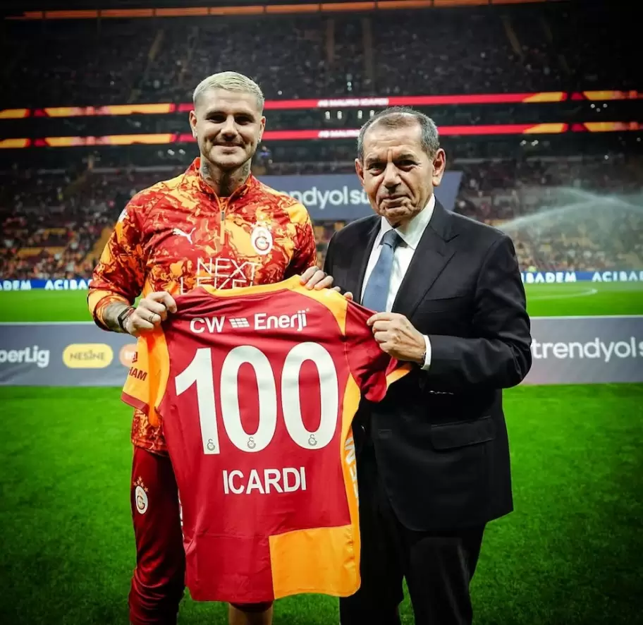 Mauro Icardi fue homenajeado en su partido número 100 con la camiseta del Galatasaray