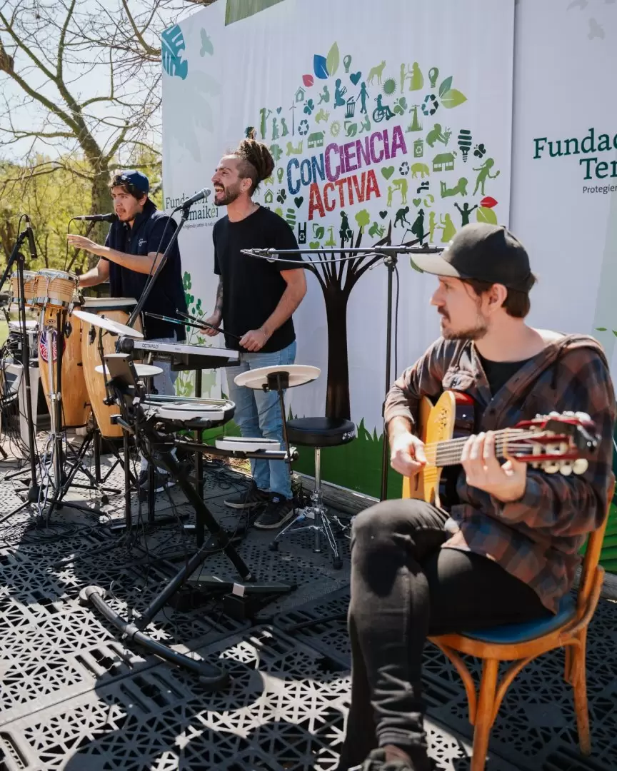 La banda "Ivn y sus amigos"