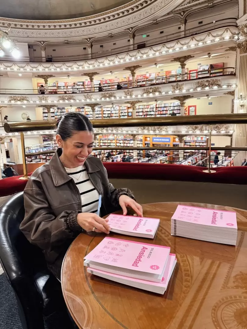 Sol Buscio escribió "Ansiedad" para "acercar algo que nos pasa a muchos"