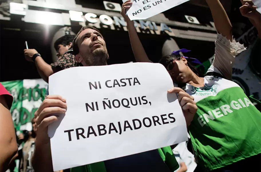 Despidos masivos en todo el país