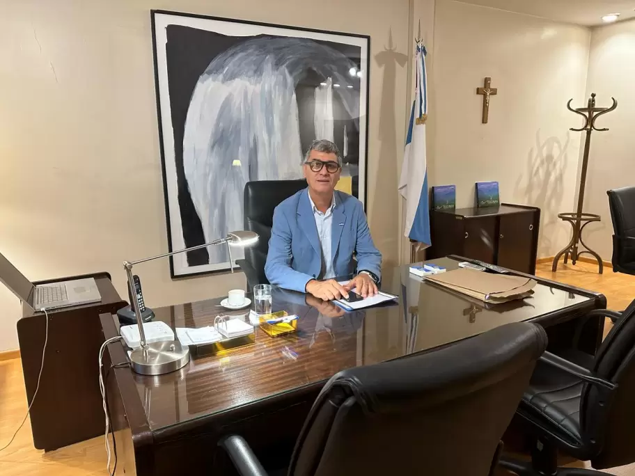 El secretario de Estado de la Provincia de Tucumn en CABA, Enrique Salvatierra.