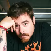 Migue Granados estalló contra los antivacunas: "Si me quieren pute**, me chupa un huevo"