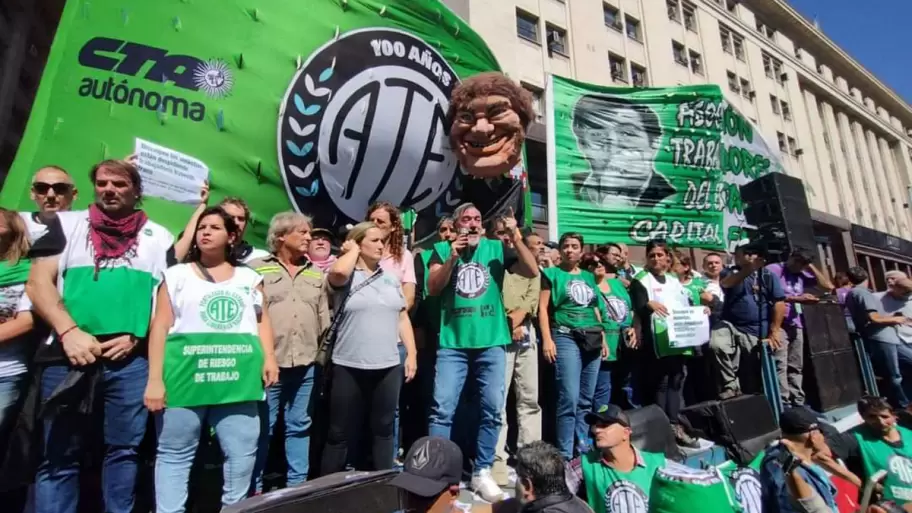 Rodolfo Aguiar anunci que su gremio ir a la lucha y no se quedar quieto ante la nuevo ola de despidos que planifica la gestin de Milei