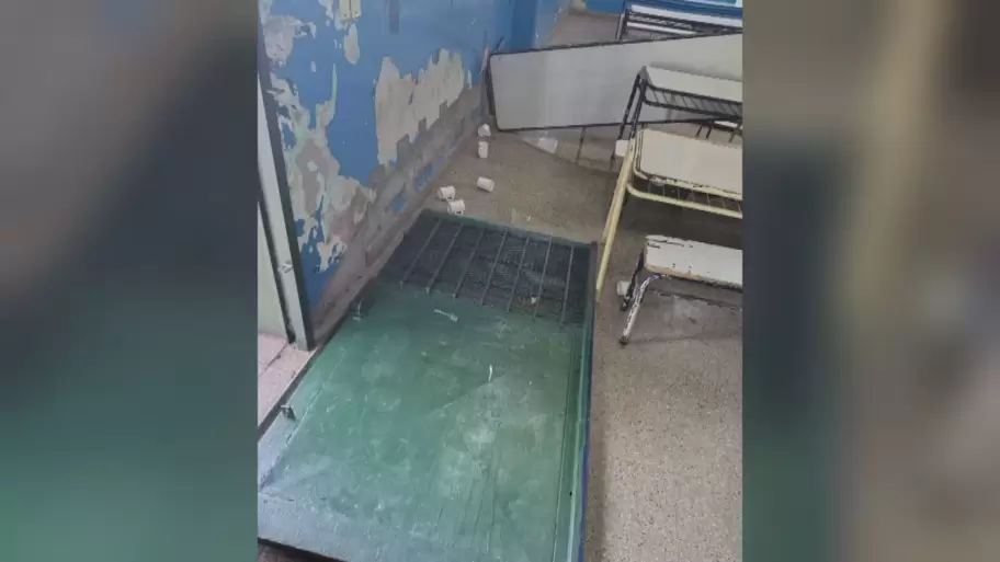 Violencia en una escuela de Grand Bourg