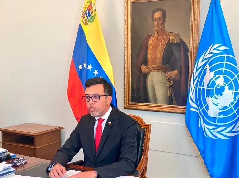 Héctor Constant Rosales