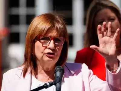 Patricia Bullrich qued expuesta en su falta de coherencia respecto a 2012
