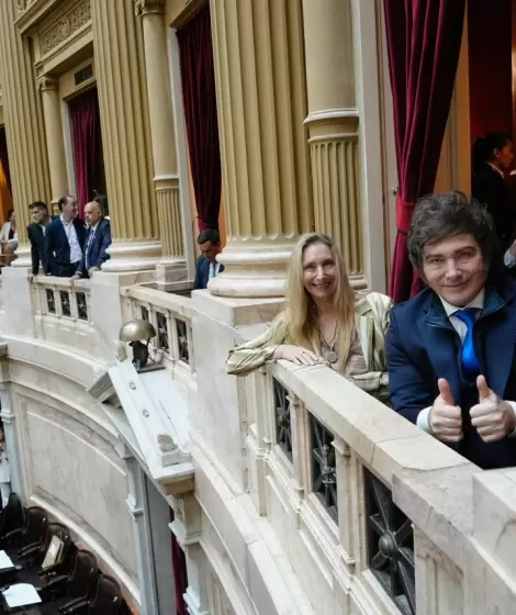 Milei y su hermana en la jura de Diputados