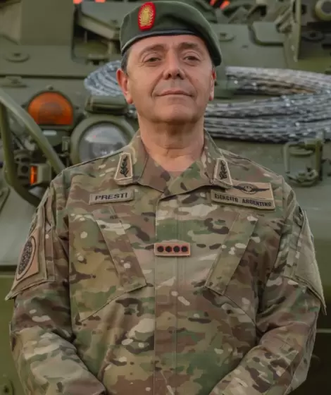 El teniente general Carlos Alberto Presti, ministro de Defensa de la Nacin.