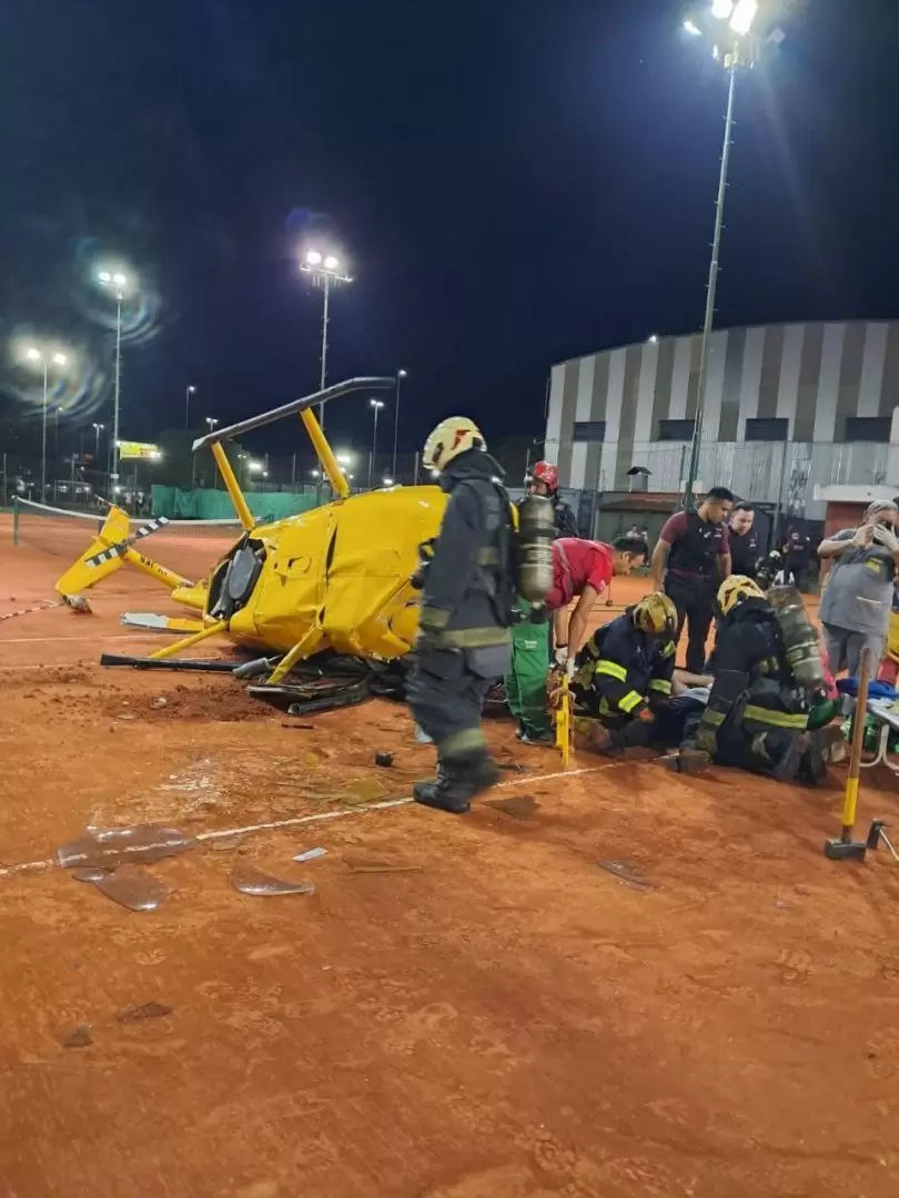 Un helicptero cay sobre las canchas de tenis
