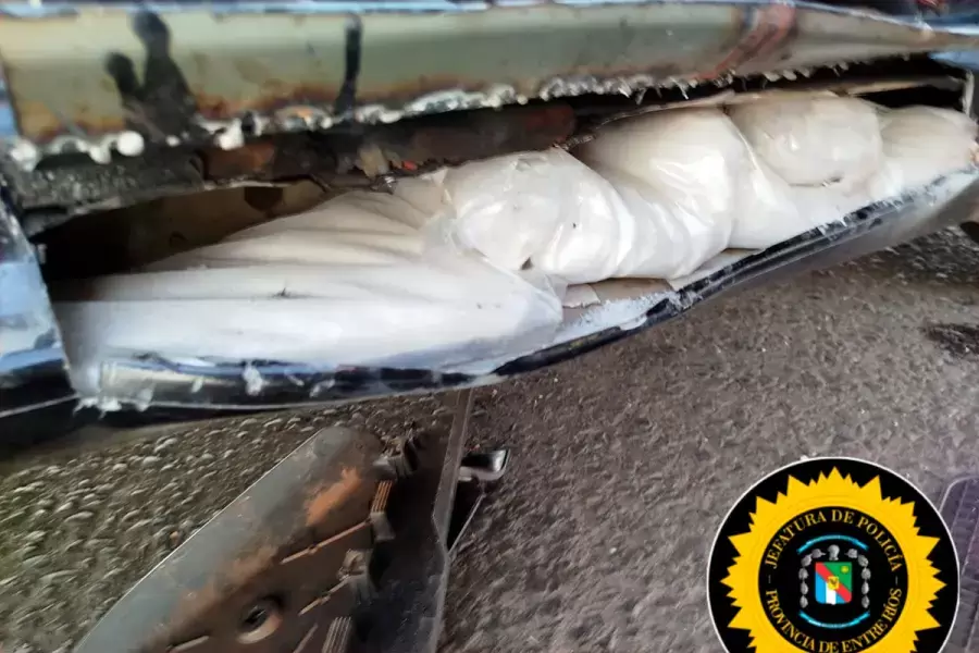 Descubren a una agente de la Polica Federal con 14 kilos de cocana