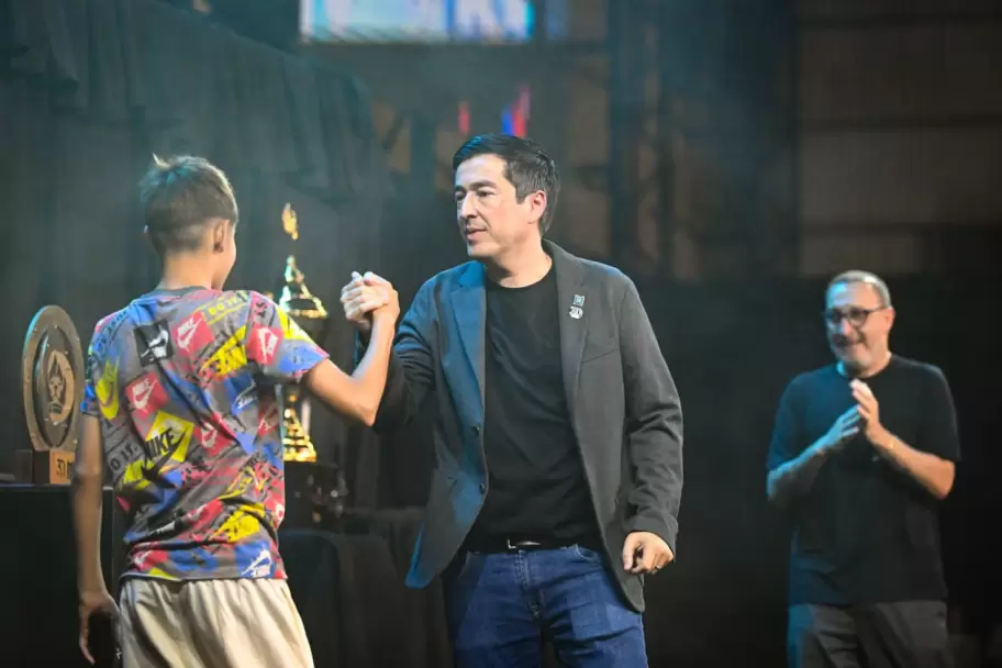 Olimp�adas Malvinenses: una gala hist�rica coron� la 2� edici�n especial por el 30� aniversario