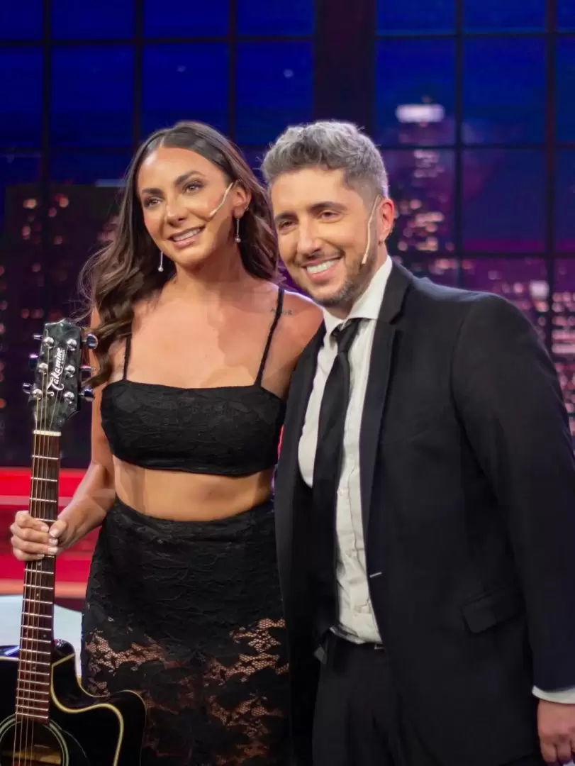 Kmila Reynoso promocionó su show junto a Jey Mammón.