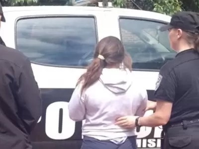 La Polica de Misiones detuvo a una joven de 27 aos acusada de haberle robado durante una dcada.